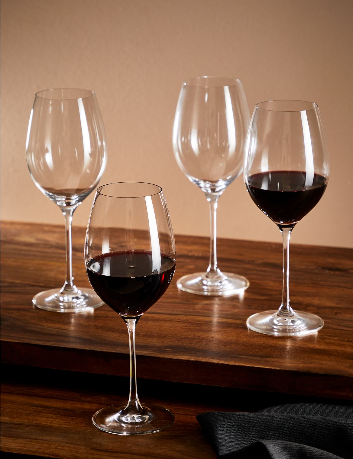 Set of 4 Maxim Red Wine Glasses beige