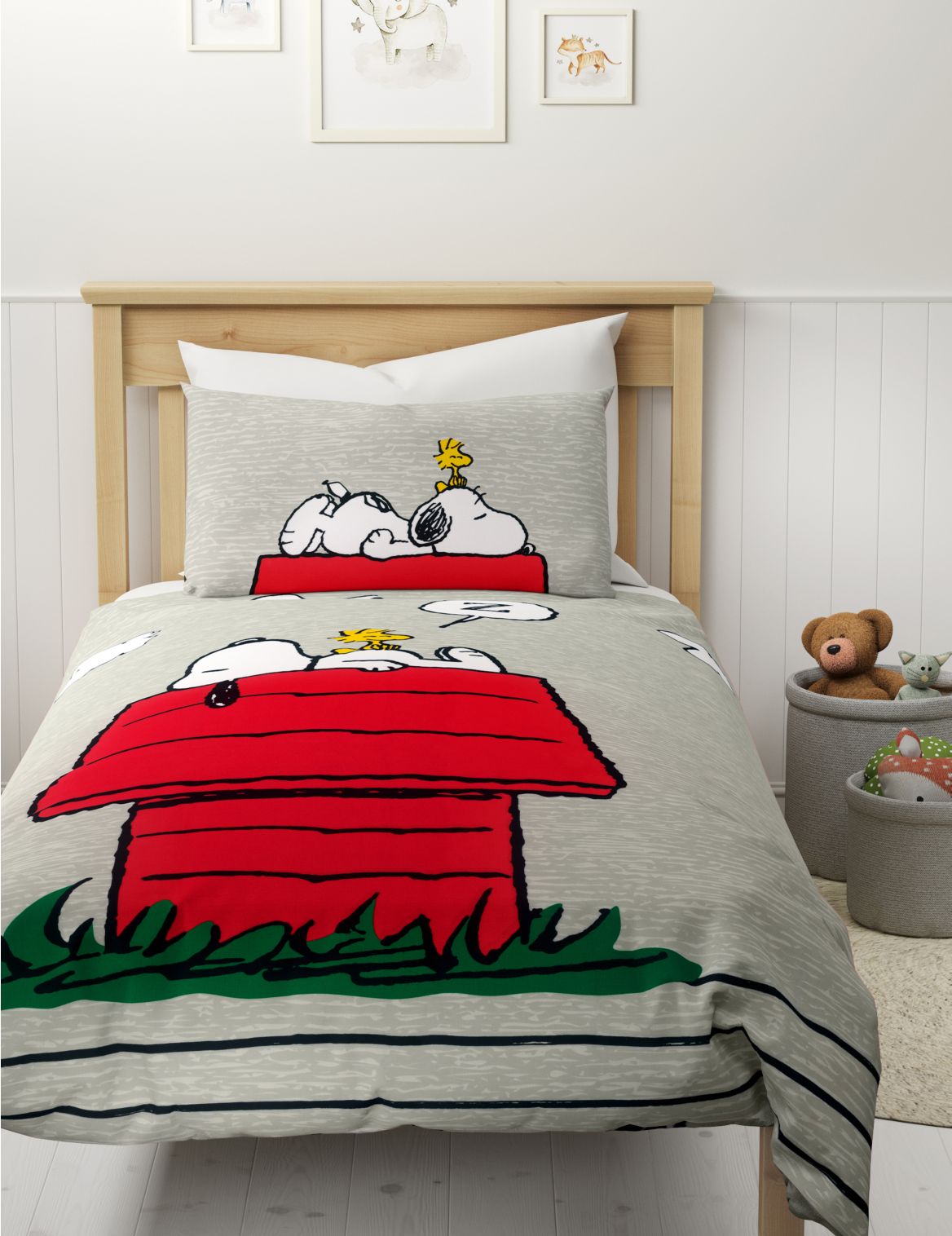 Pure Cotton Snoopy&trade; Bedding Set grey