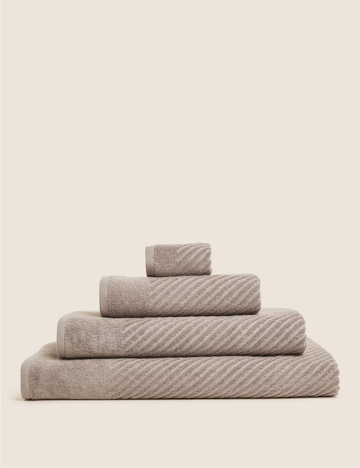 Cotton Rich Plush Quick Dry Towel beige