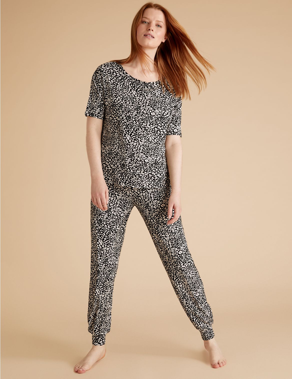 Leopard Print Cuffed Hem Pyjama Set black