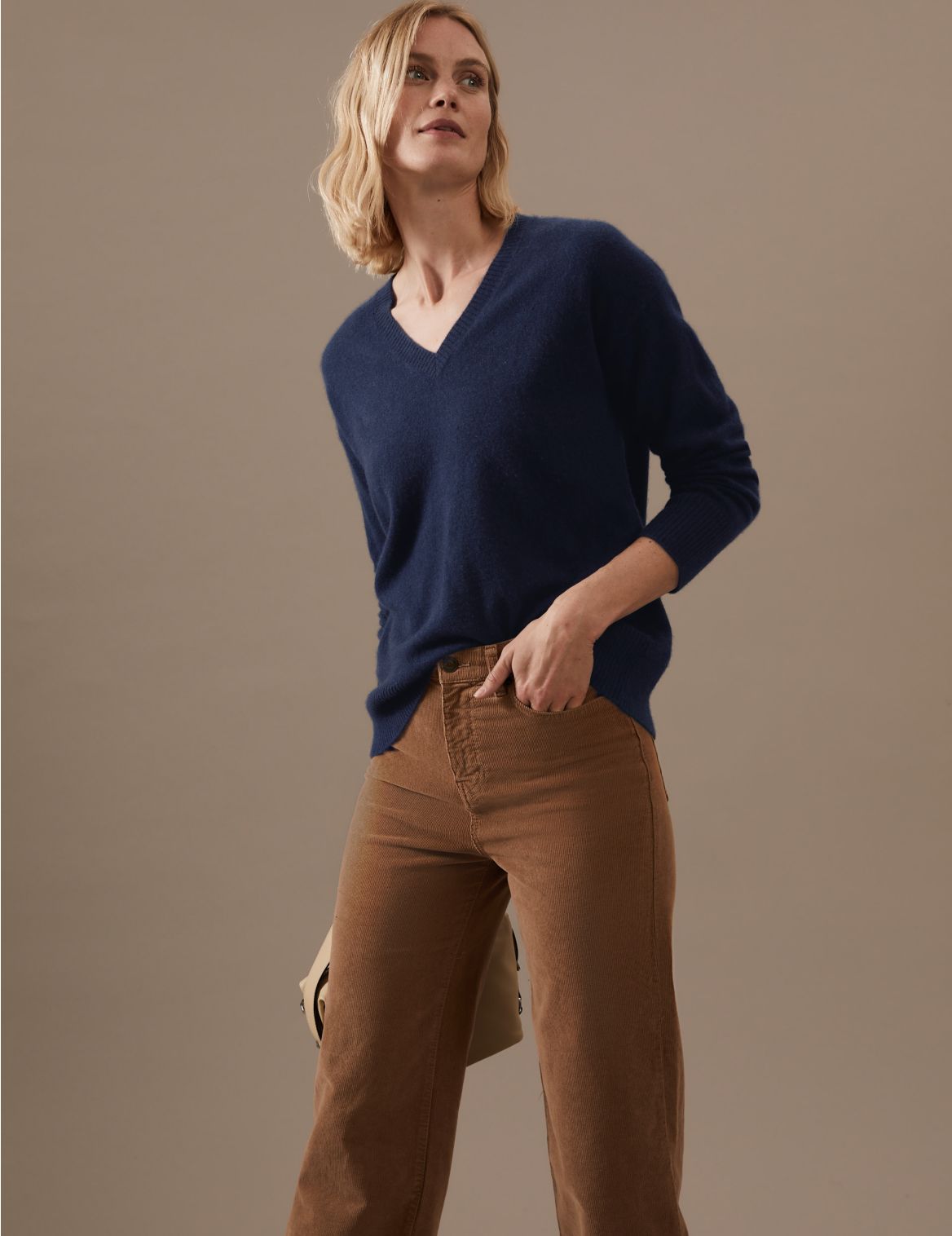 Pure Cashmere V-Neck Relaxed Jumper navy