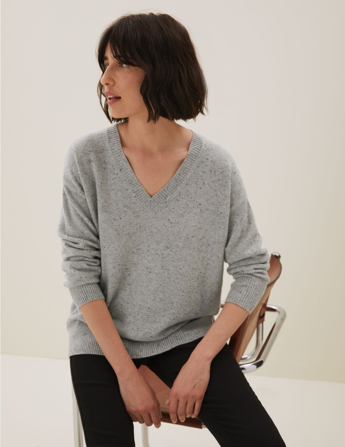 Pure Cashmere V-Neck Relaxed Jumper grey