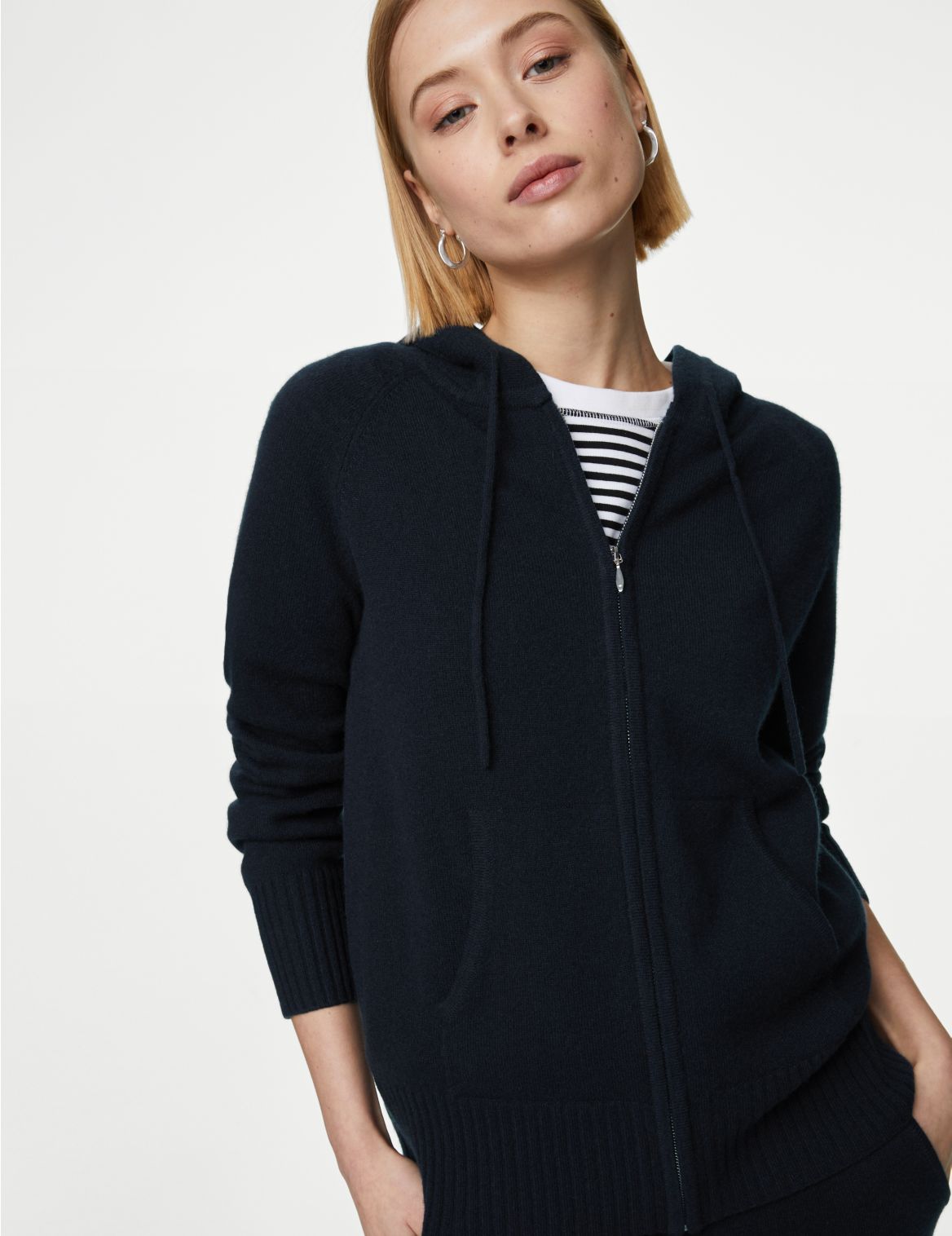 Pure Cashmere Knitted Relaxed Hoodie navy