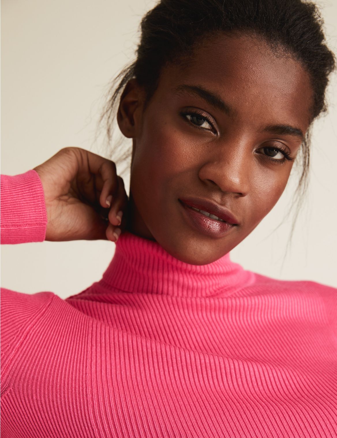 Ribbed Roll Neck Fitted Jumper pink