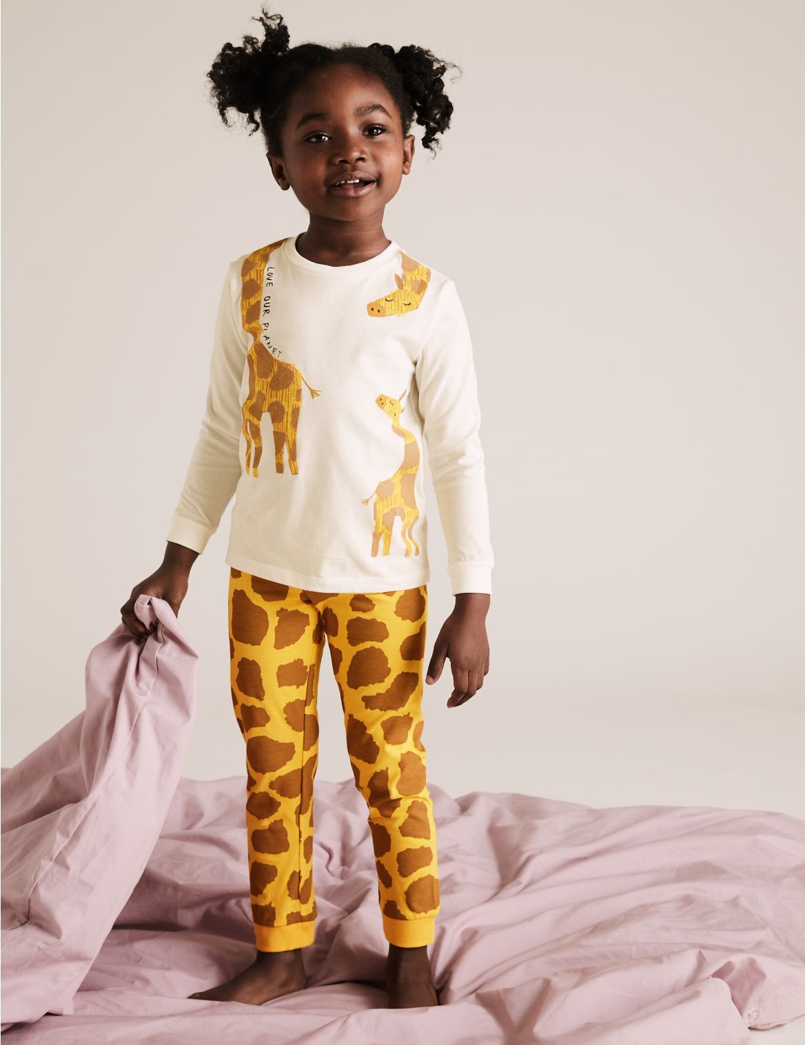 Pure Cotton Giraffe Pyjama Set (1-7 Yrs) yellow