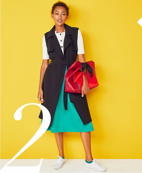 How to wear the sleeveless jacket